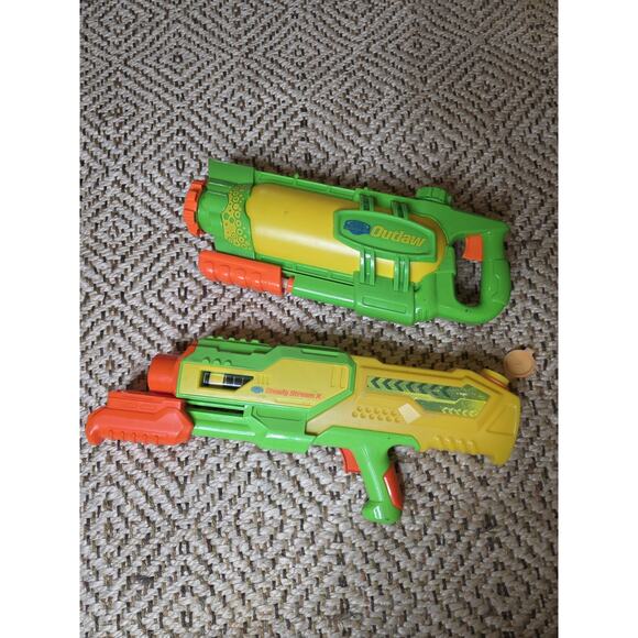 NEW Buzz Bee Toys Water Warriors Air Pressure Gun Water Blaster Outlaw - Picture 5 of 16